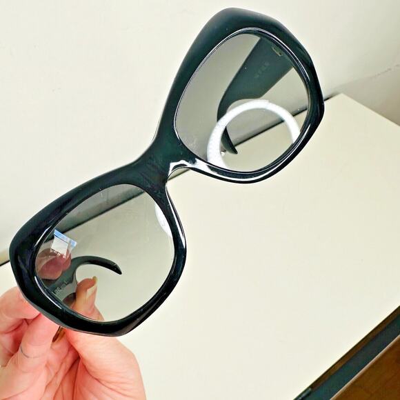 Vintage 80's Versace Black Modified Cat Eye Gray Lense Sunglasses MOD737COL852 - Picture 10 of 12